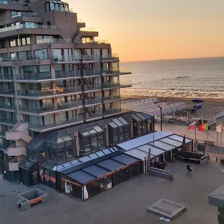 Appartement Met Zeezicht Op Het Van Bunnenplein Knokke-Heist Dış mekan fotoğraf