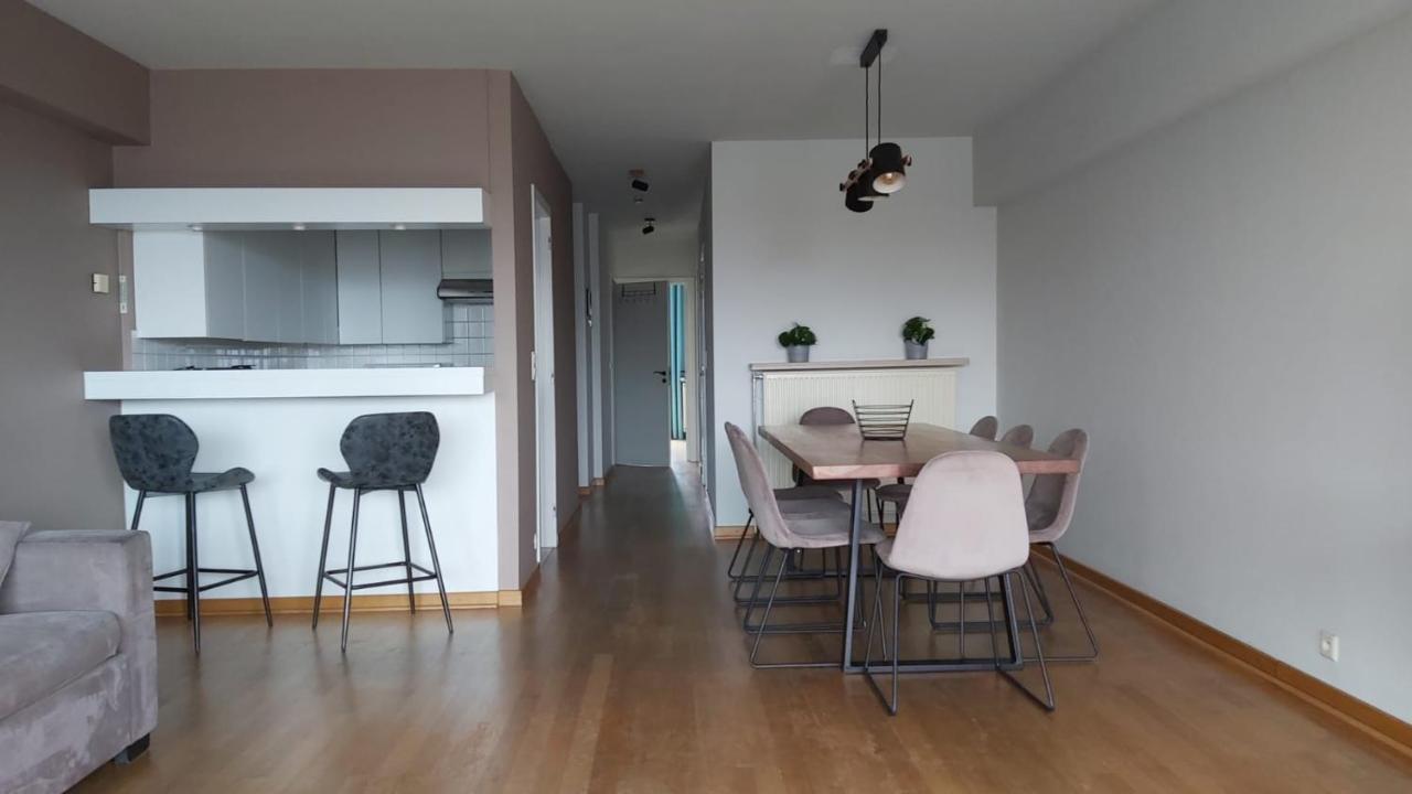 Appartement Met Zeezicht Op Het Van Bunnenplein Knokke-Heist Dış mekan fotoğraf